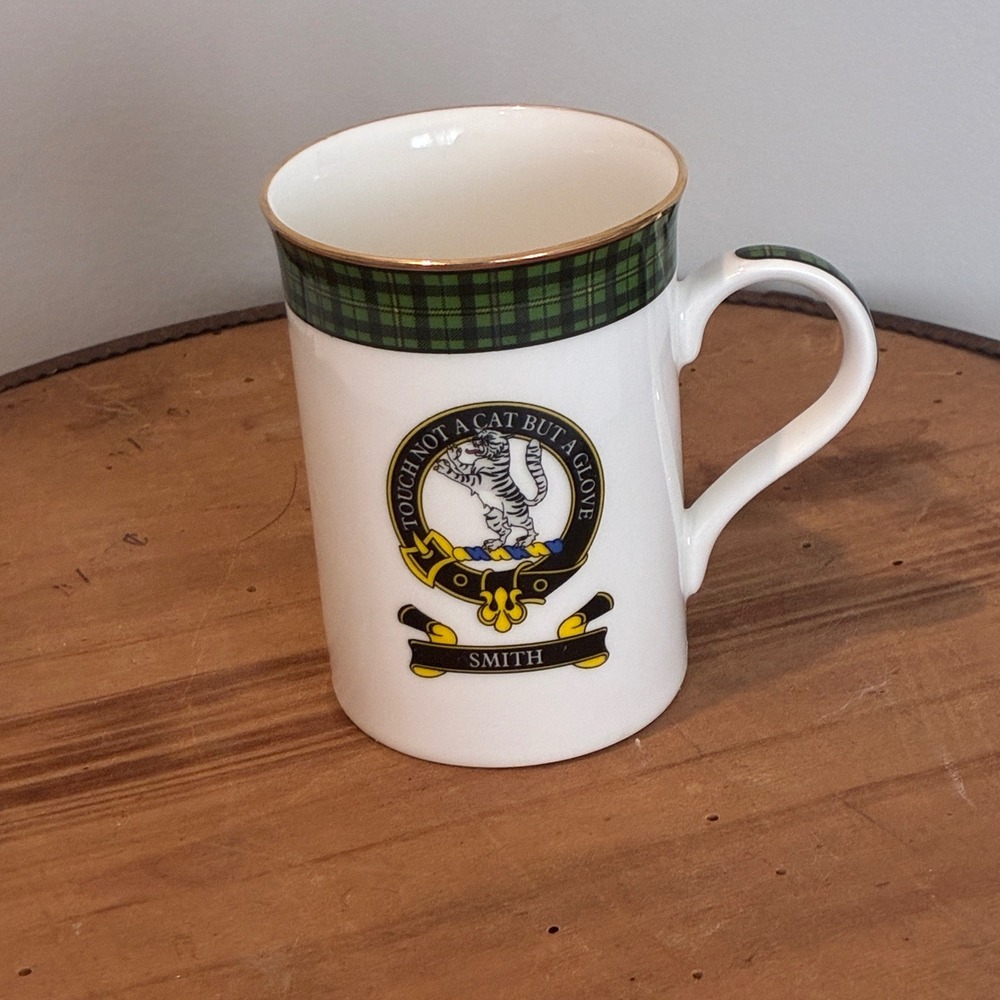 Scotcrest Smith Clan Tartan‎ Mug Touch Not The Cat Scottish Heritage Bone China